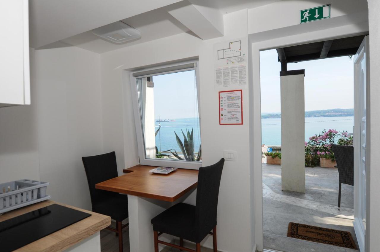 Bellevue Molet apartments Koper Eksteriør bilde