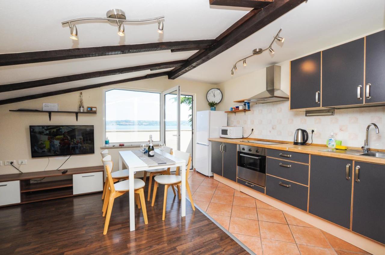 Bellevue Molet apartments Koper Eksteriør bilde